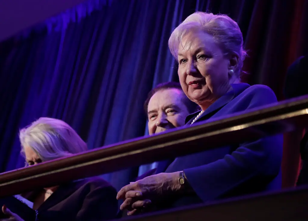 Maryanne Trump Barry, Retired Judge and Donald Trump Sister, Dies at 86